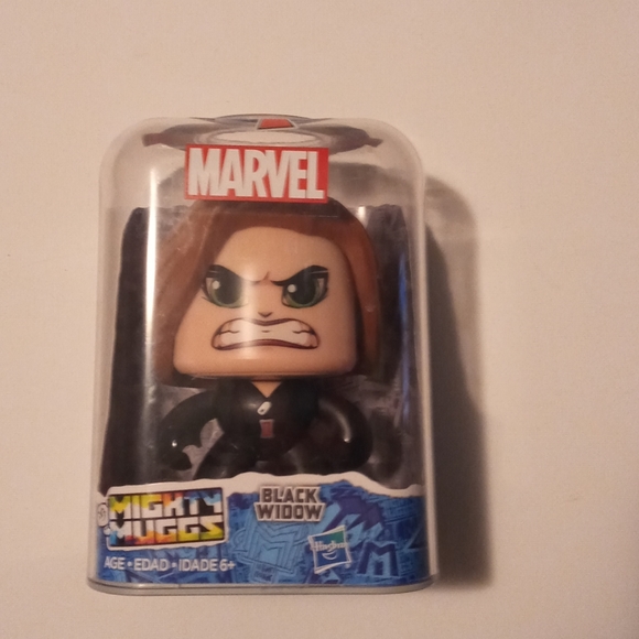 Marvel Mighty Muggs Black Widow - Picture 2 of 3